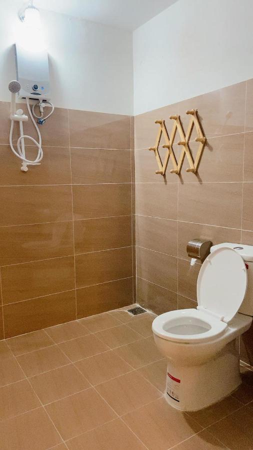 Hung Vuong Hotel Pleiku Buitenkant foto